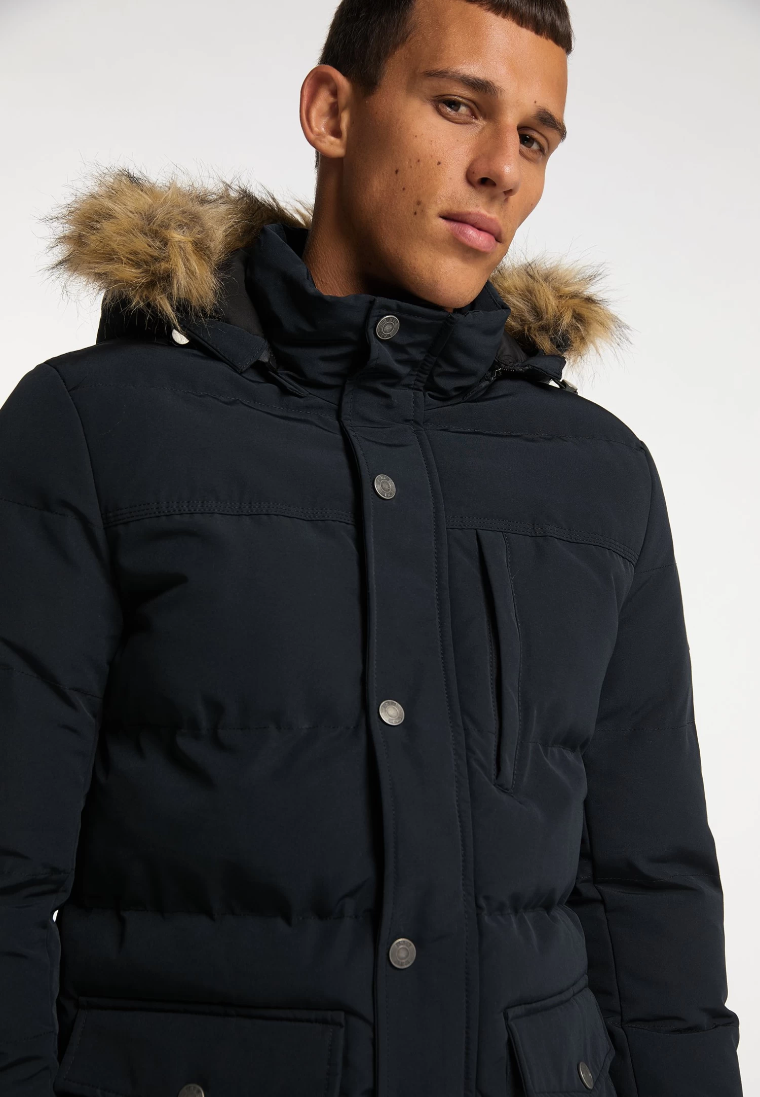 Chaqueta De Invierno - Schwarz 6 Chaqueta De Invierno - Schwarz - Imagen 4