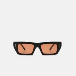 Mó AVELLANEDA TANG SUNblack