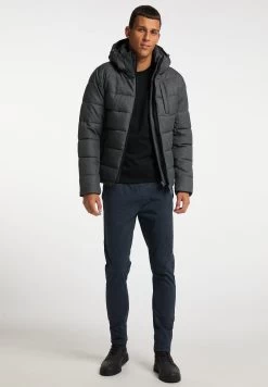 Mo -Mo 7b0bd695dcae4e289bb4bb8d6260e4cf