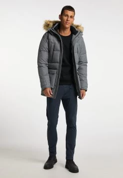 Mo -Mo 82031578fc8b4433b22272f9983d955d